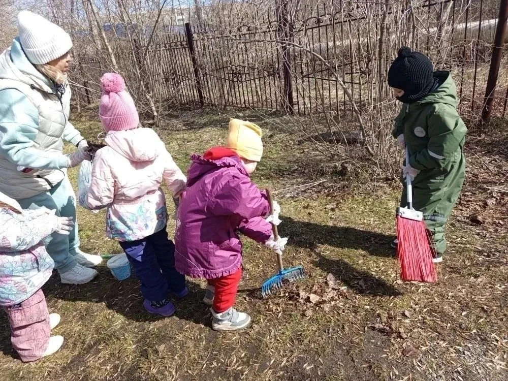 🐝🌸Майские деньки в "Детстве"  🌺В детских садах объединения "Детство" майские деньки наполнены солнеч