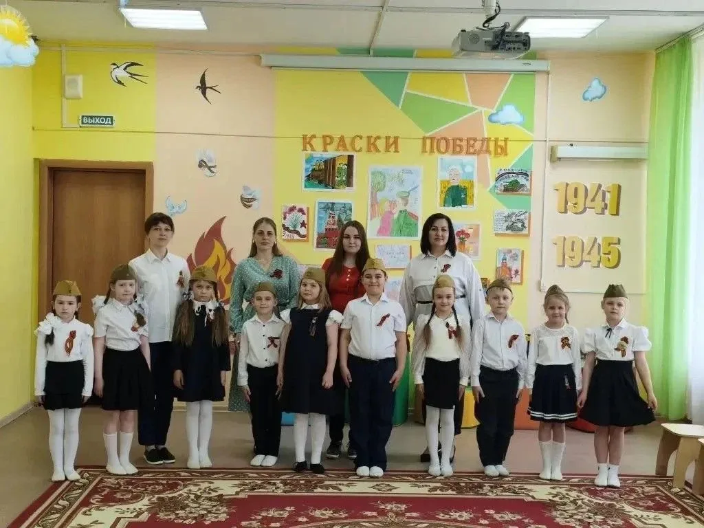💥6 мая в детских садах объединения "Детство" прошло торжественное открытие выставки семейного творче