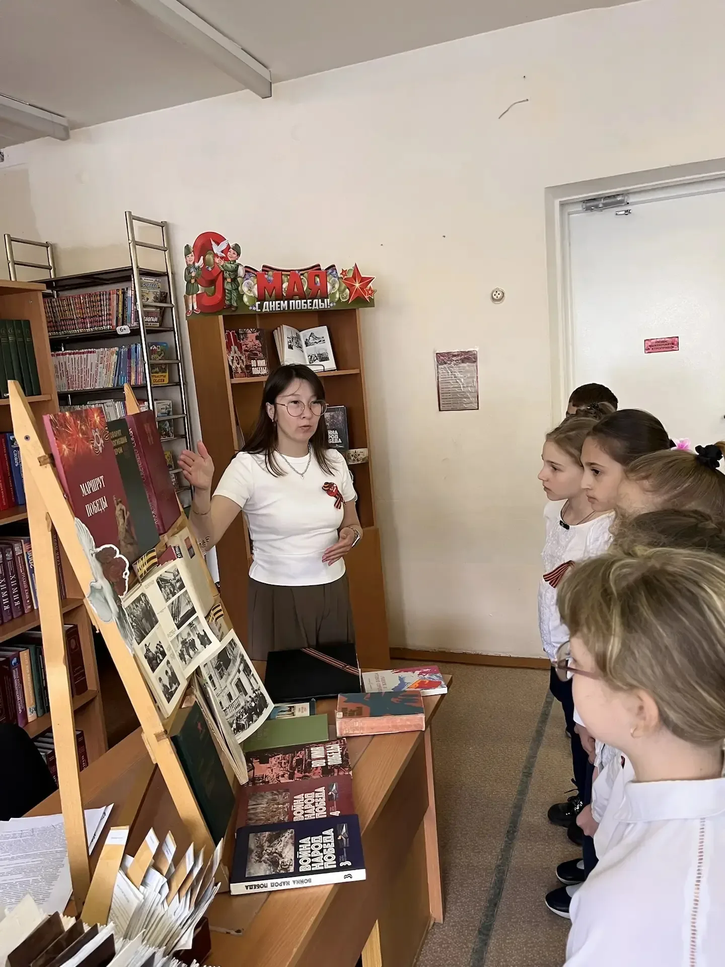 💯Не просто книга, а память❗     ▶️ В нашей школьной библиотеке продолжается выставка «81 год мужеств