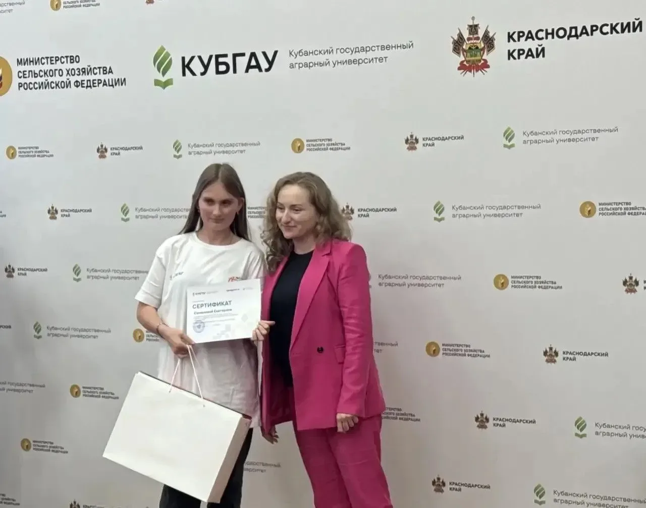 Очный региональный этап конкурса «АгроНТРИ–2026» прошел 21 мая 2026 года.   Кубанский ГАУ стал площа