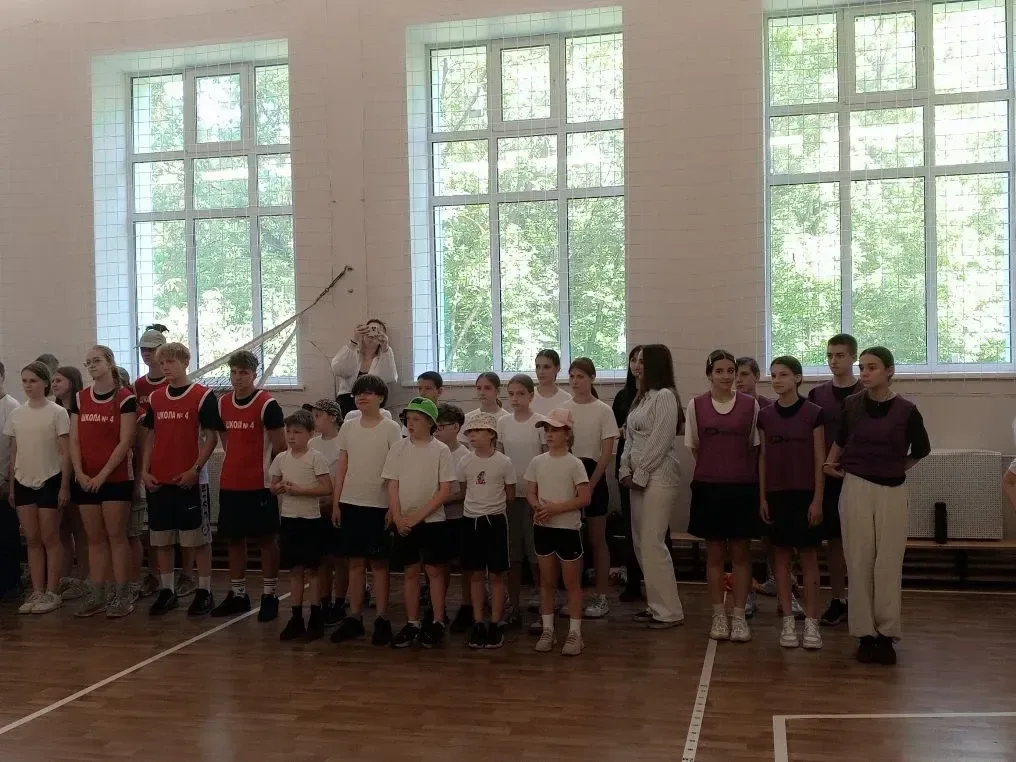 ⚽⚽⚽Старт Всероссийского физкультурного мероприятия «Вызов Первых» Сборная команда нашего центра обра