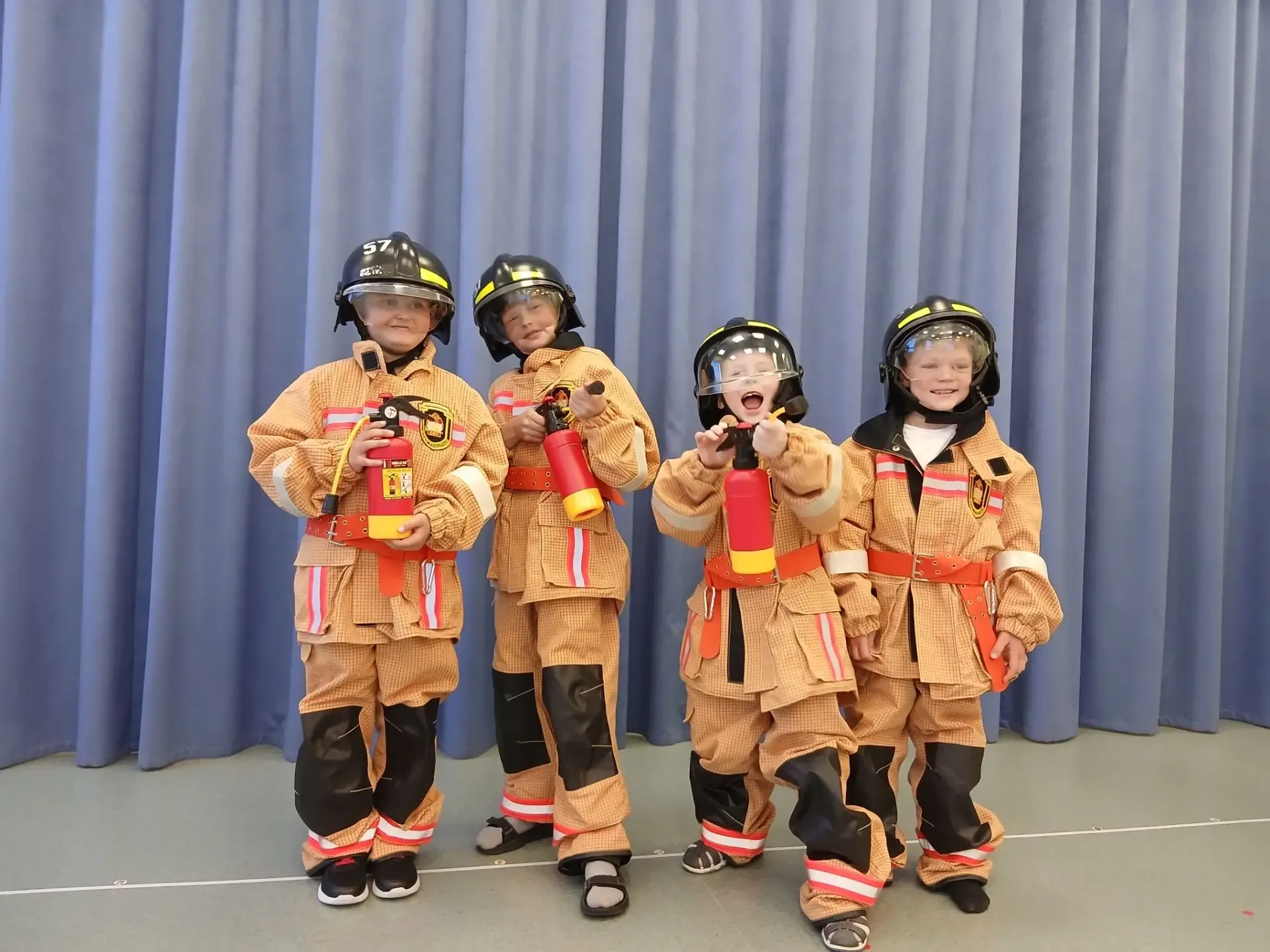 🚒 Пожарно-спасательные отряды: главное за неделю   ⭐ ПСО Выборгского района Сотрудники отряда принял