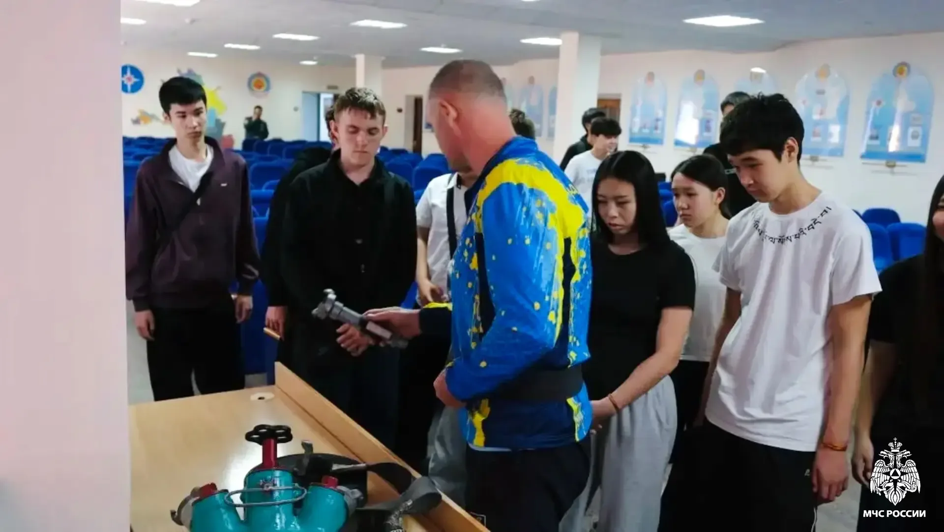 👨🏻‍🚒 Пожарно-спасательный спорт для детей: подготовка будущих героев!  🔹В Главном управлении состоял