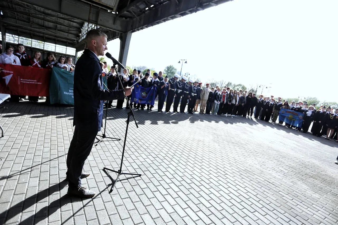 🚂 Из Калининграда — по маршруту памяти  Вчера с Южного вокзала стартовала молодёжная патриотическая 
