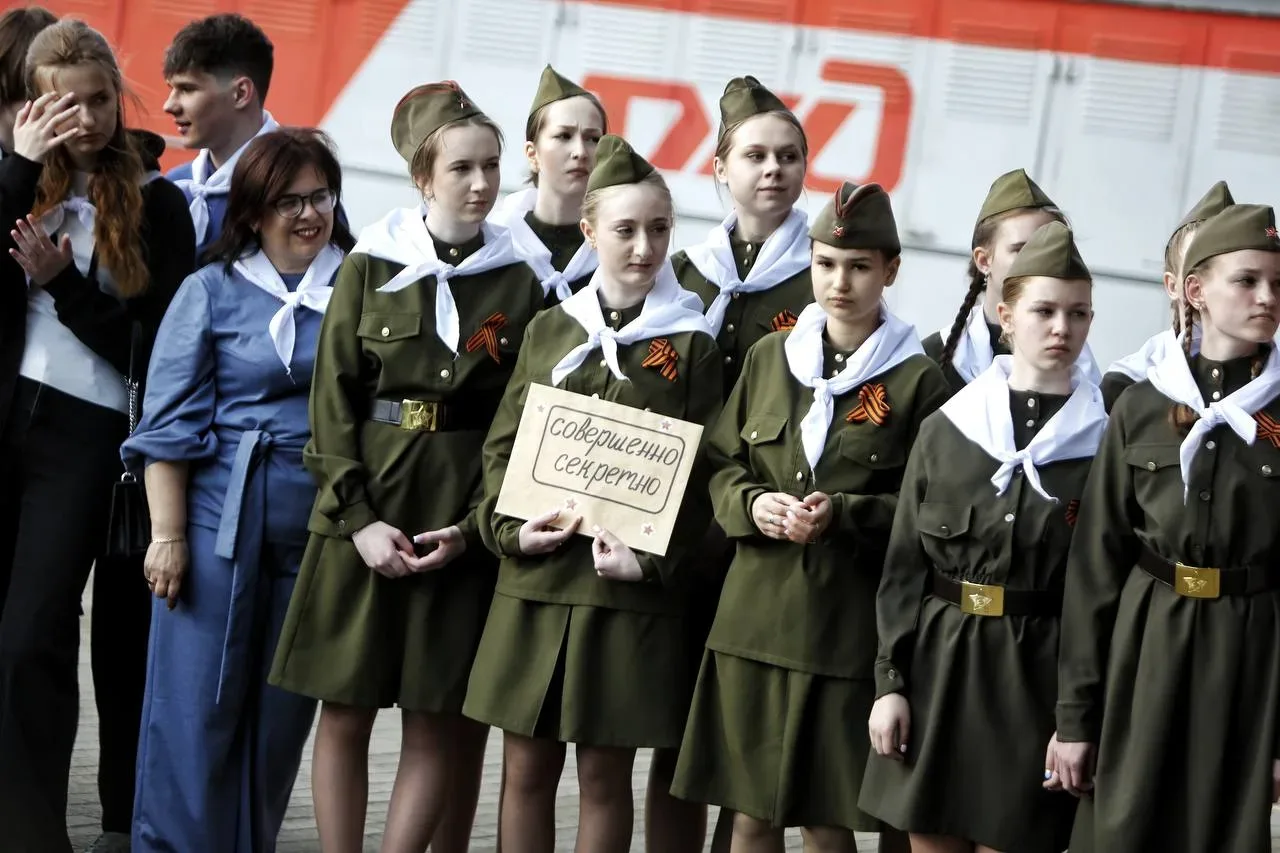 🚂 Из Калининграда — по маршруту памяти  Вчера с Южного вокзала стартовала молодёжная патриотическая 
