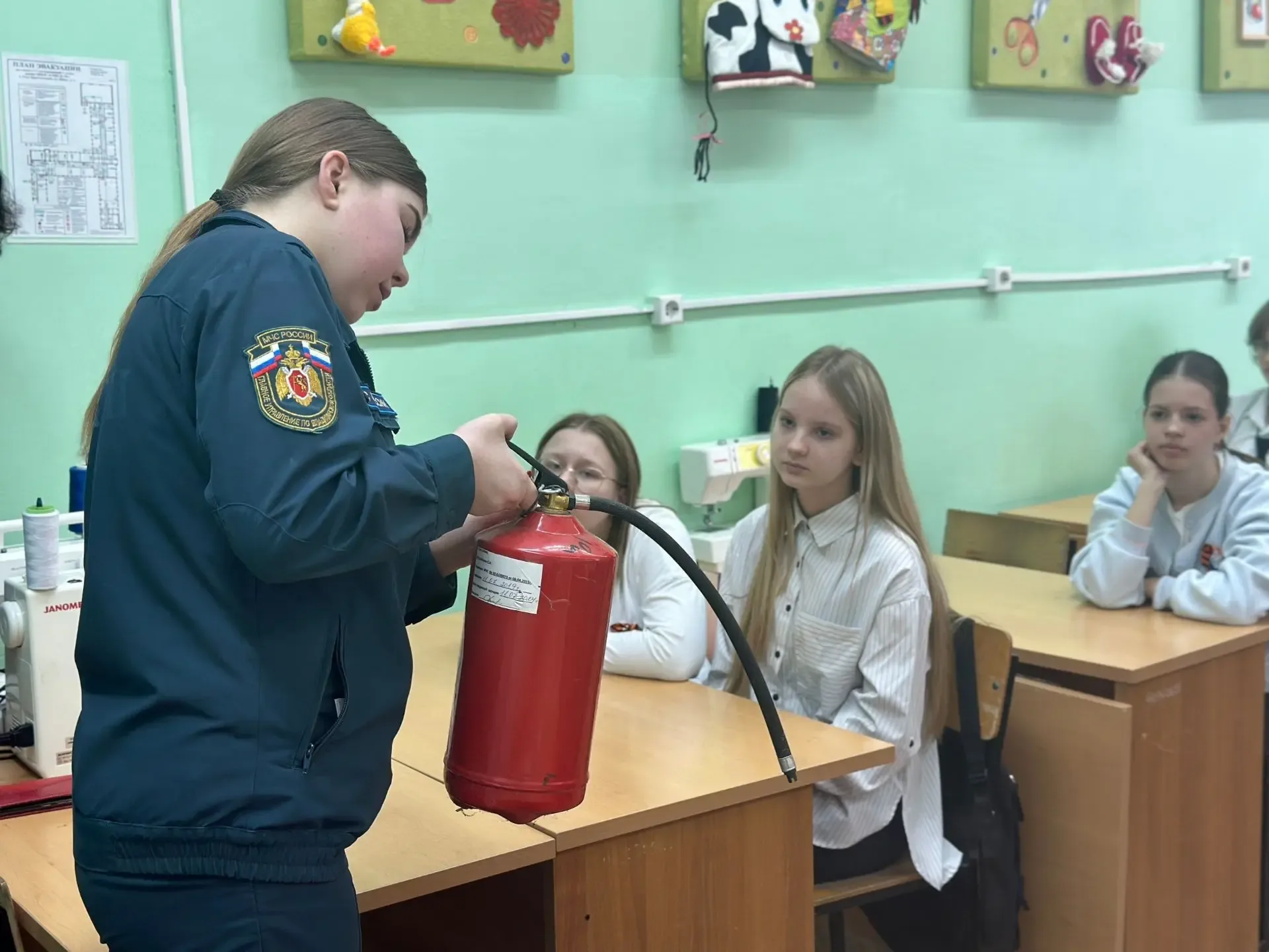 Наши ученики — участники всероссийской акции «Мой труд — мой старт»!  В преддверии Праздника Весны и