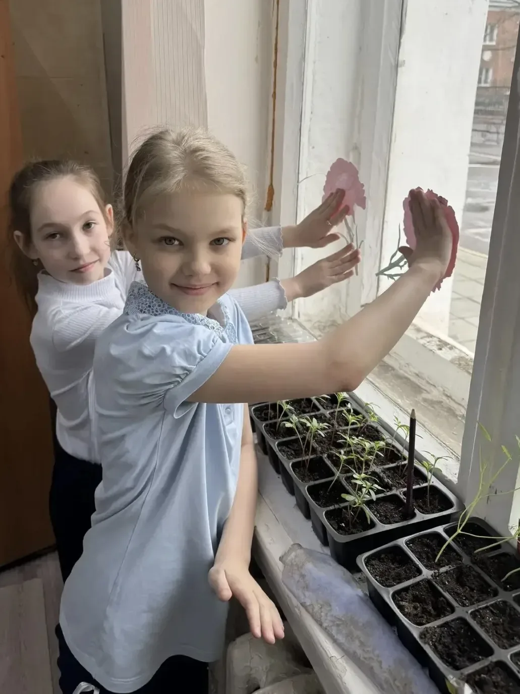 🌷🪟 Окна Победы 🪟🌷  Первые в преддверии Дня Победы присоединились к Всероссийской акции «Окна Победы»