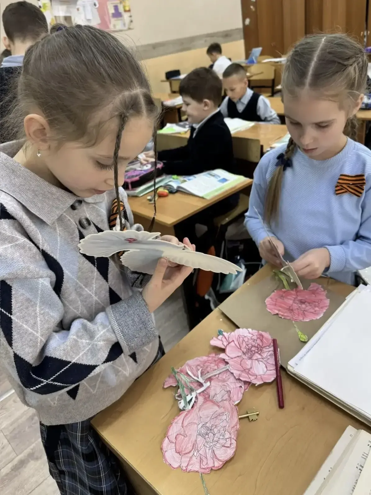 🌷🪟 Окна Победы 🪟🌷  Первые в преддверии Дня Победы присоединились к Всероссийской акции «Окна Победы»