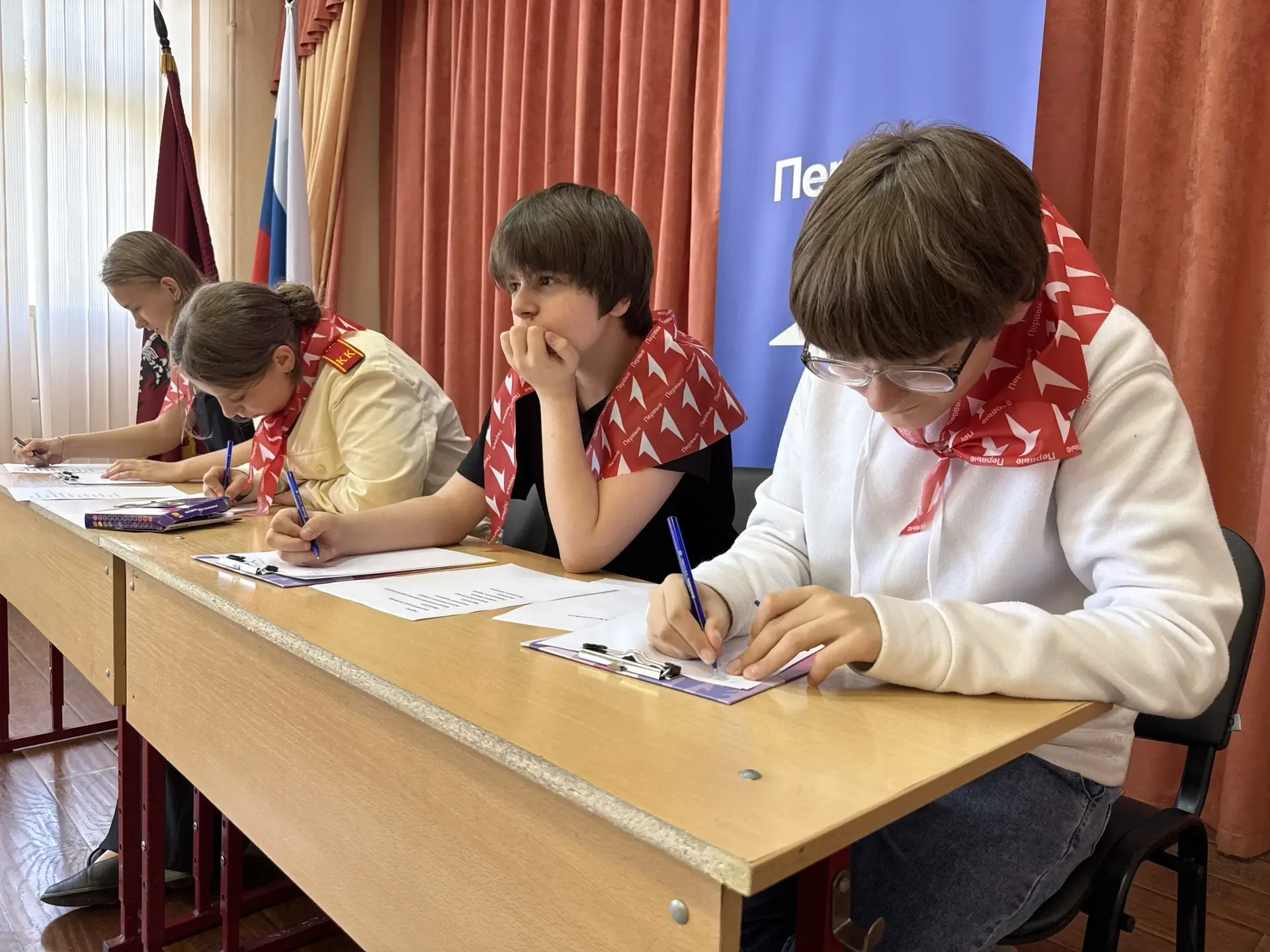 💯 19 мая — особенный день!  В России ежегодно отмечается День детских общественных объединений и орг