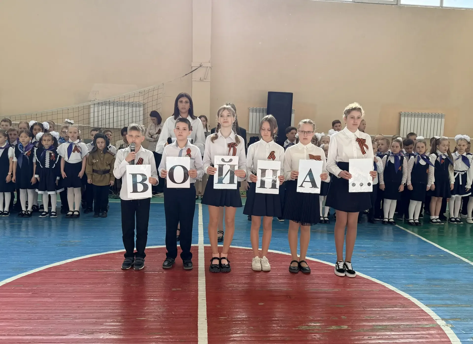 🎖️В гимназии прошла торжественная линейка, посвящённая 81-й годовщине Победы в Великой Отечественной