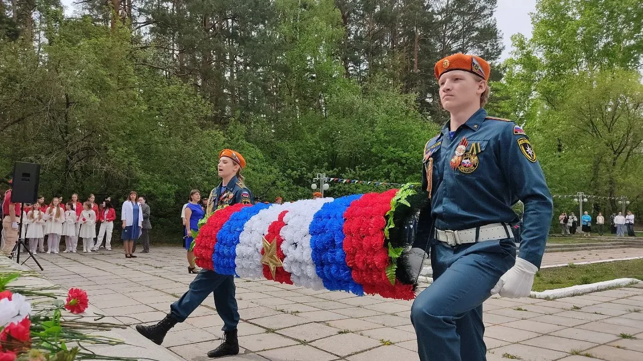 8 мая на мемориале "Они сражались за Родину" прошло торжественное мероприятие, посвященное Дню Побед