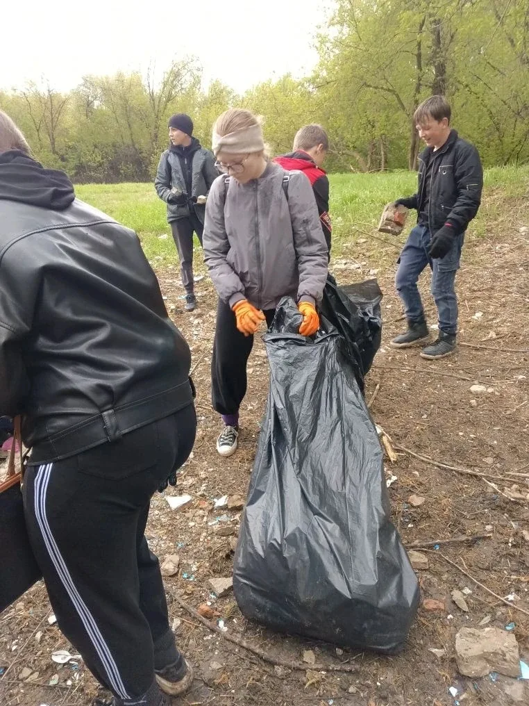 УЛОВ - 50 МЕШКОВ МУСОРА! В ТРОИЦКОМ ПРОШЛА АКЦИЯ "ЧИСТЫЙ БЕРЕГ".  Благодаря участию добровольцев от 