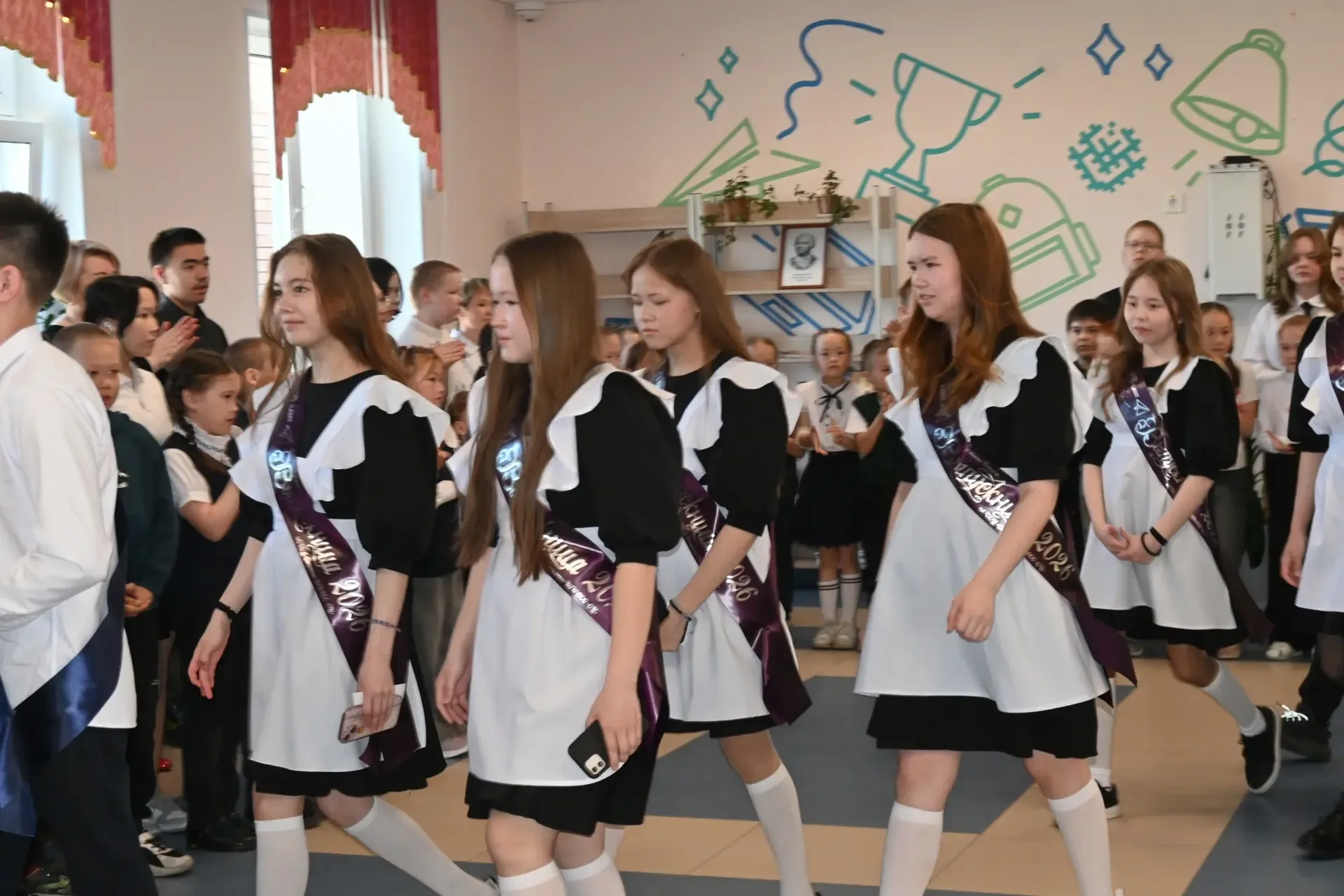 🔔 В школах Шурышкарского района проходят недели выпускника  Для 9-х и 11-х классов каждый учебный де