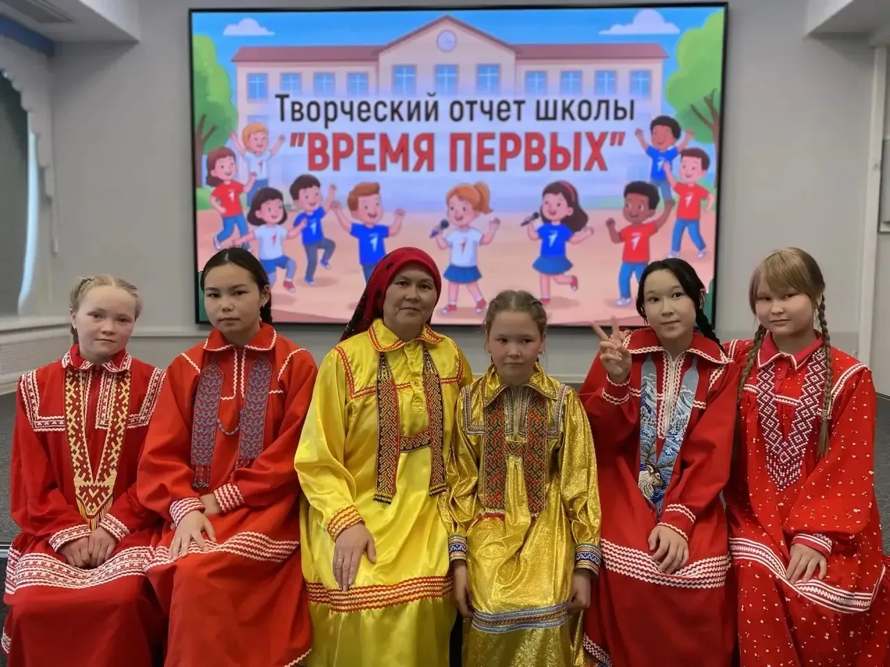 Фольклорный коллектив «Тутые» стал живым уроком родного языка  В Год единства народов России говорим