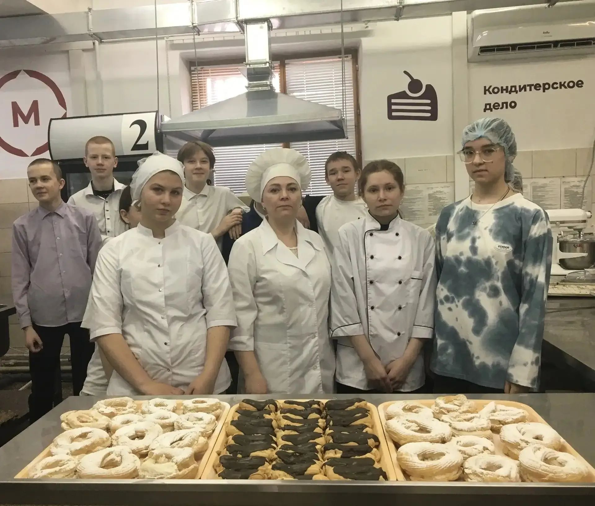 👩‍🍳40 старшеклассников, среди которых есть и ученики нашей школы проходят обучение на площадке МЦПК 