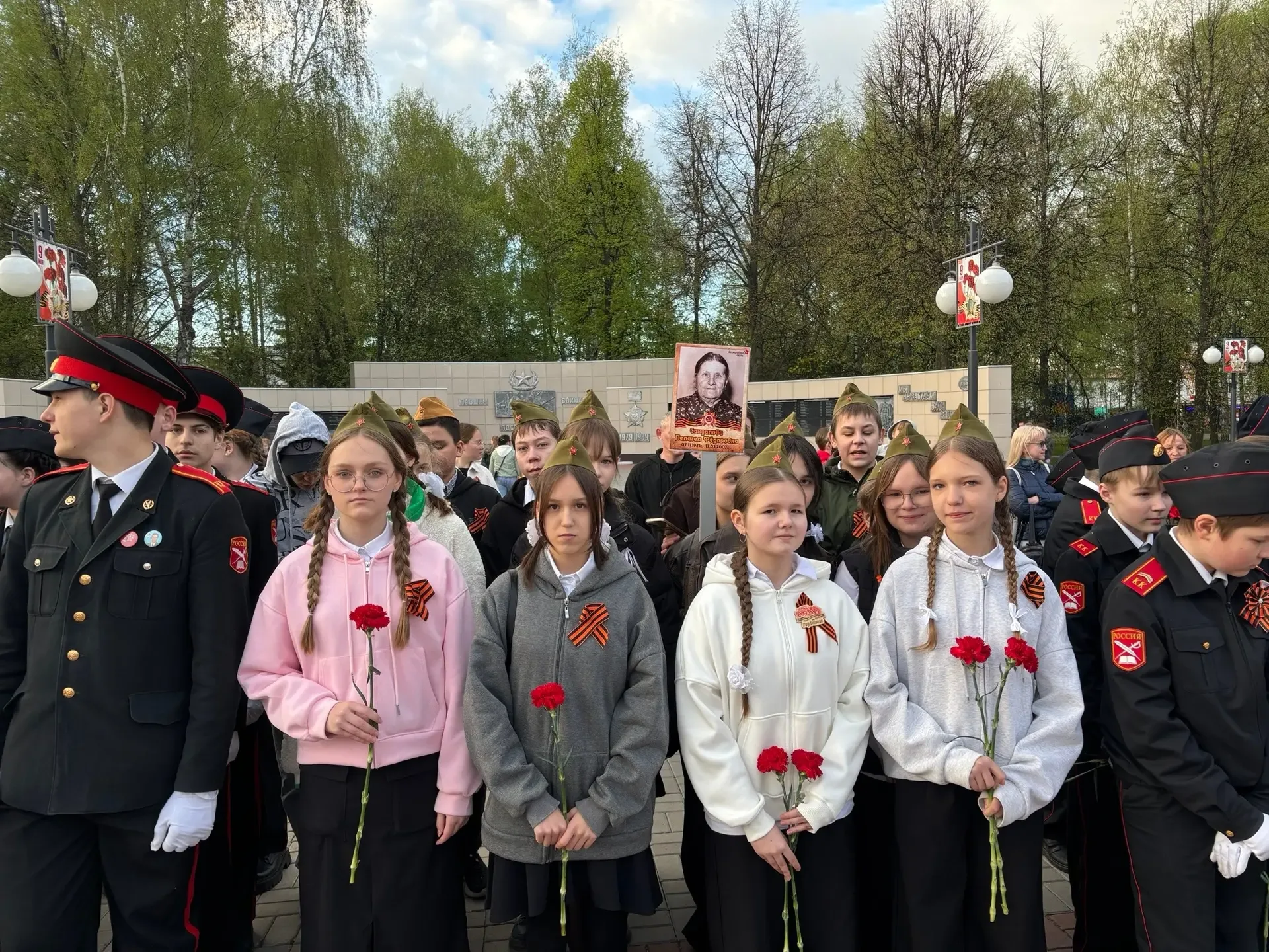 ⚡️Социки в деле…  В завершении Предметной недели гуманитарных и социально-политических дисциплин: 🕊️
