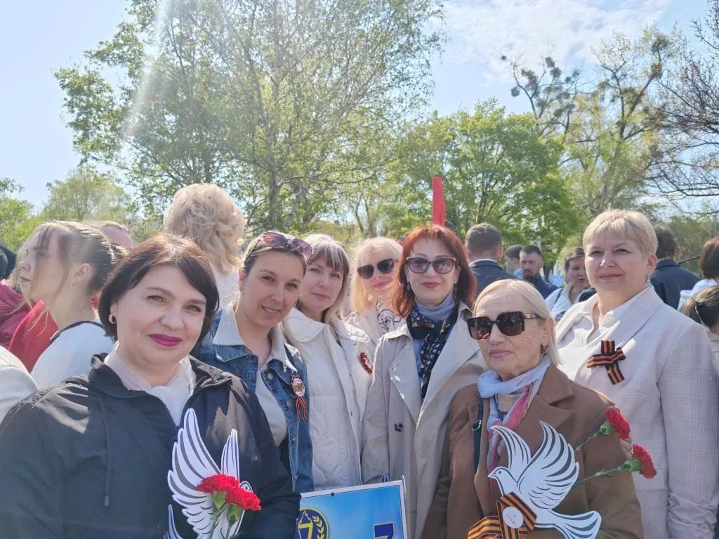 🌺 День Победы: вместе — в память и с благодарностью!  Сегодня, в этот особенный и трогательный день,