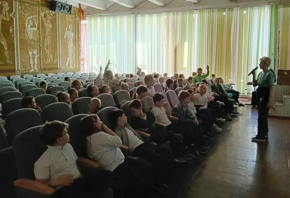 🎬 В нашей гимназии продолжаются киноуроки в рамках Всероссийского проекта «Киноуроки в школах России