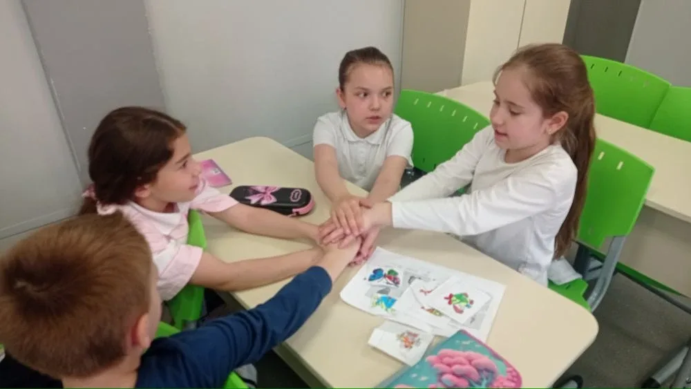 🇷🇺Орлята России🇷🇺 🌟Вот и подходит к завершению учебный год. У Орлят завершаются треки, проходят итог