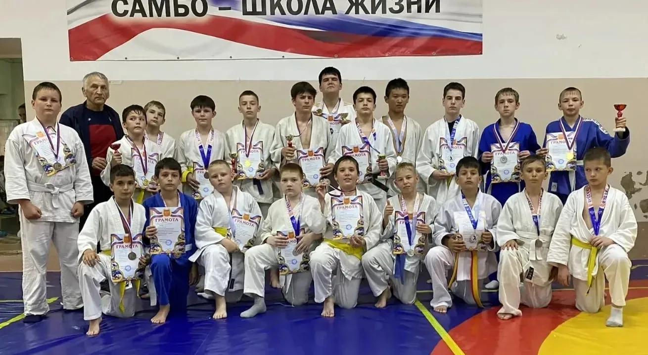 Высокие победы икрянинских дзюдоистов  В минувшие выходные на базе физкультурно-оздоровительного ком