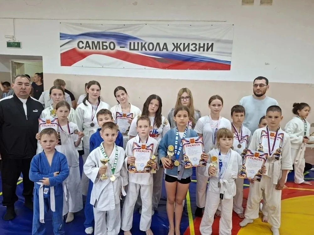 Высокие победы икрянинских дзюдоистов  В минувшие выходные на базе физкультурно-оздоровительного ком