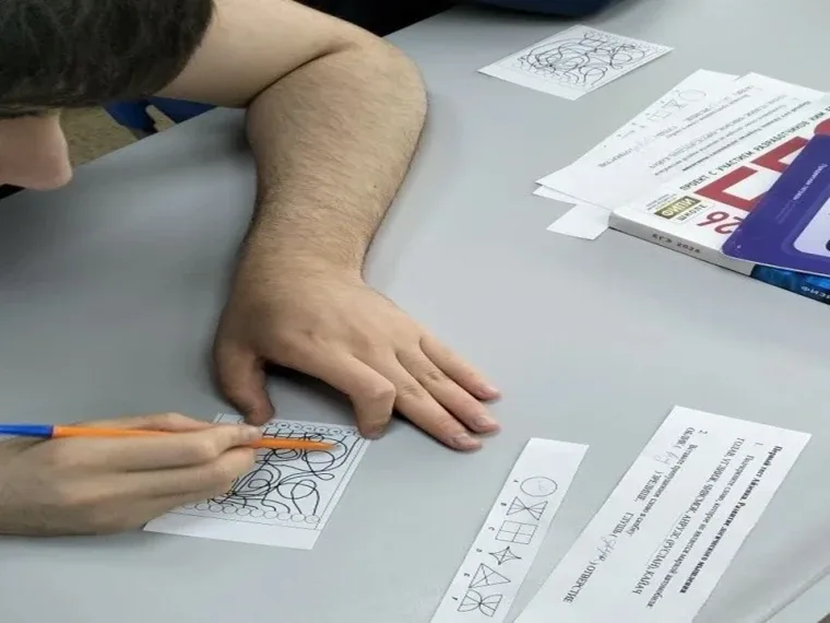 Тренинг по эмоциональной подготовке к экзаменам в 11-А классе Педагог-психолог Карелина В.В. провела
