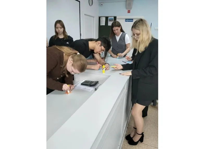 Тренинг по эмоциональной подготовке к экзаменам в 11-А классе Педагог-психолог Карелина В.В. провела