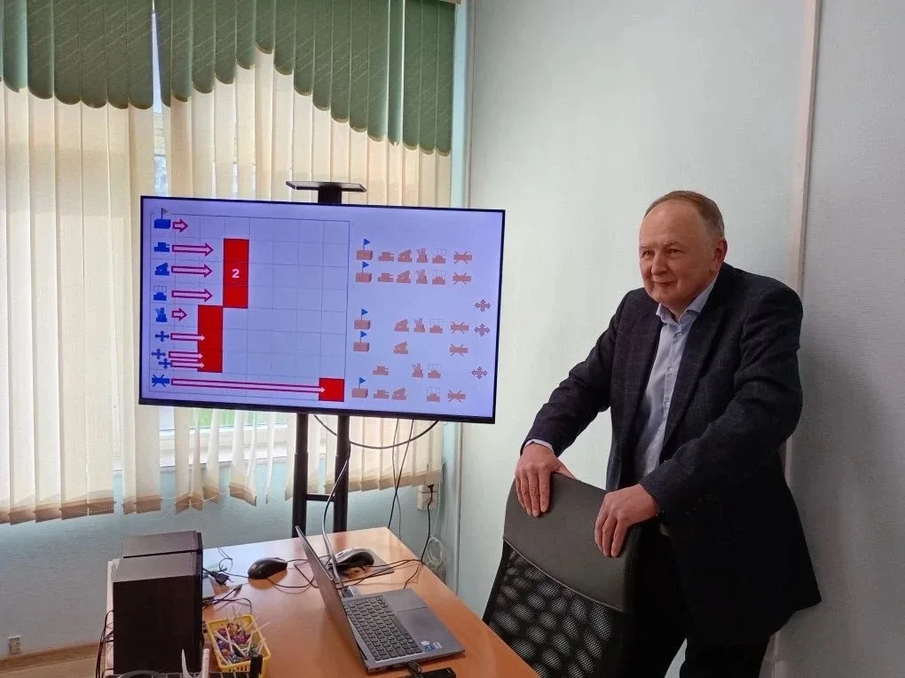 Ко Дню Победы: турнир по «Военным шахматам» в 8К классе  🕊️В преддверии Дня Победы кадеты 8 «К» клас