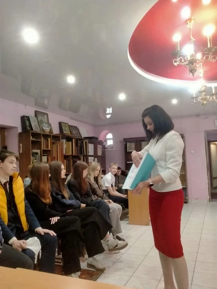 📝Встреча специалиста ЗАГСа с учащимися: шаг к правовой грамотности   📋В рамках просветительской прог