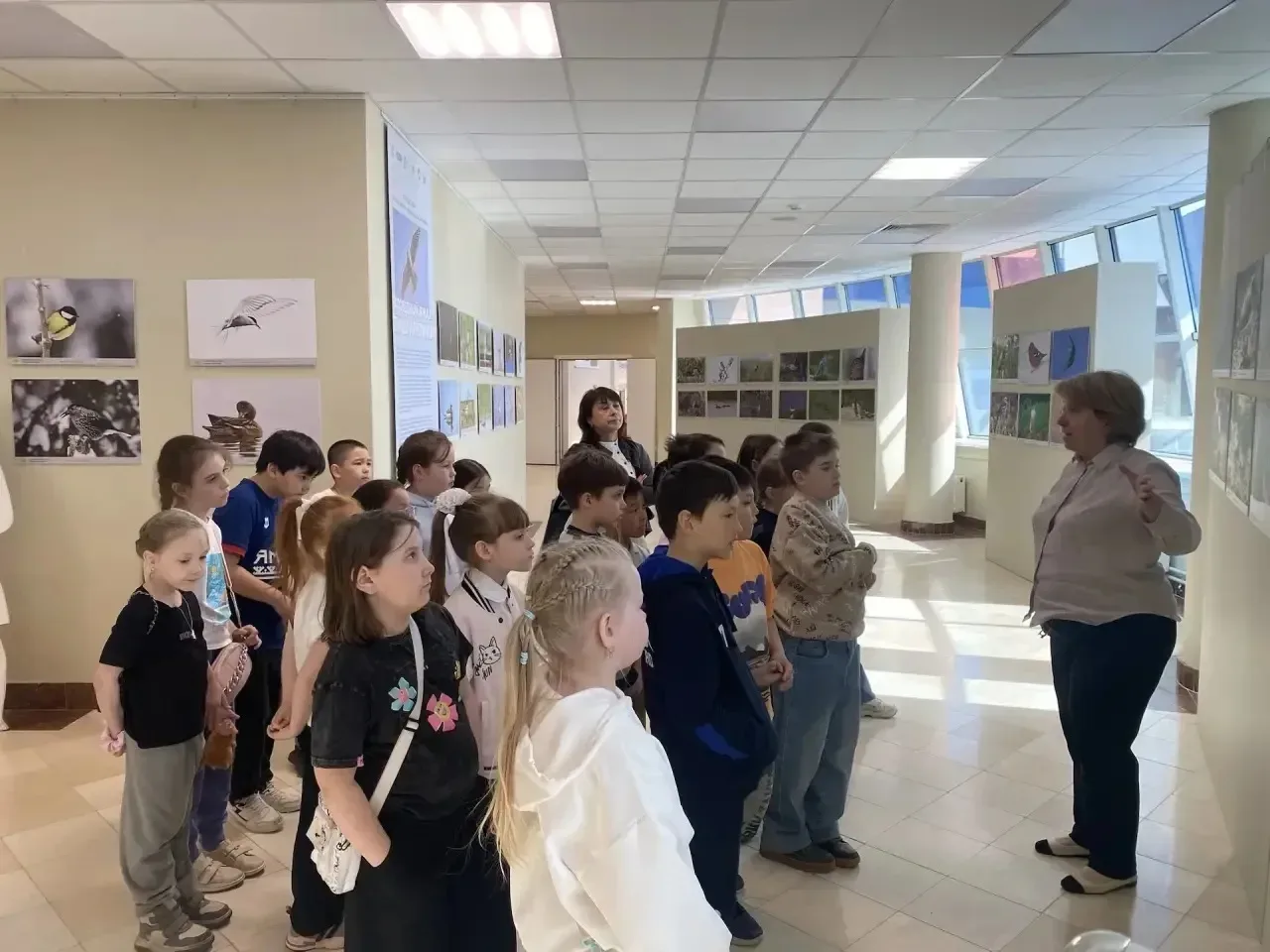 Увлекательное путешествие в мир птиц: экскурсия 2 «А» класса в музей имени Ивана Шемановского 🦜🦉  Се