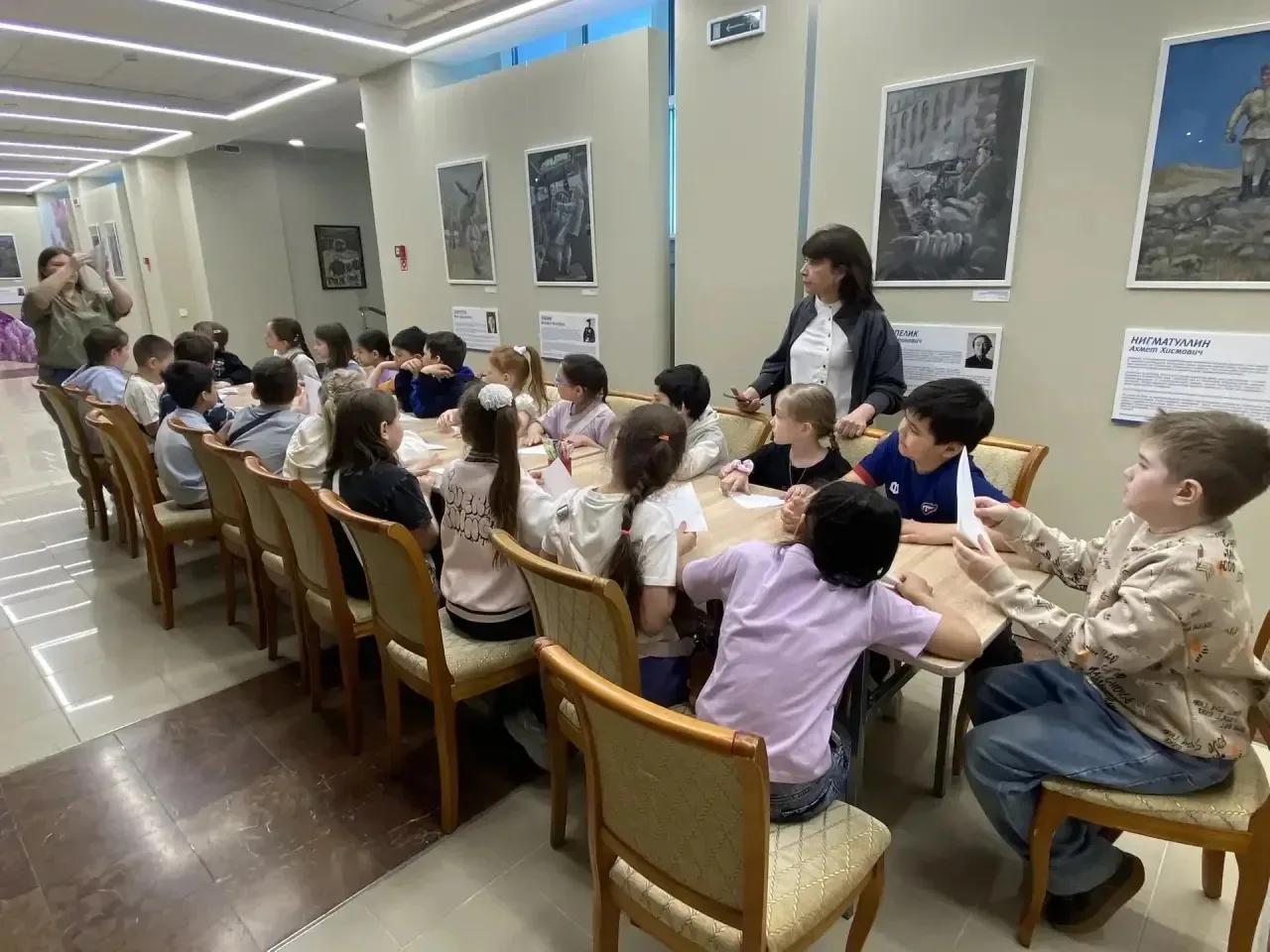 Увлекательное путешествие в мир птиц: экскурсия 2 «А» класса в музей имени Ивана Шемановского 🦜🦉  Се
