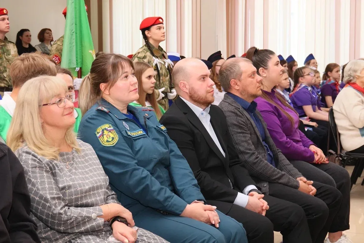 Муниципальный слёт детских общественных объединений «Время действовать» сегодня прошёл в школе №17. 