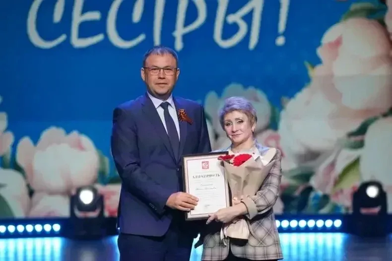 Губернатор Кузбасса Илья Середюк поздравил с профессиональным праздником медицинских сестёр.  За зас