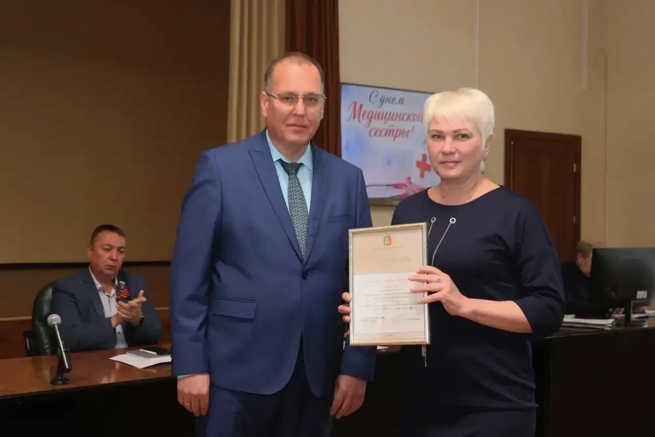 Профессия медицинской сестры требует высокой компетентности, ответственности, стремления помочь паци