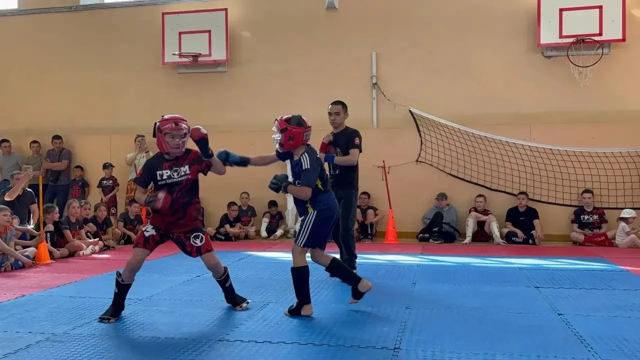 🏆 Спортсмены нашей школы завоевали кубки чемпионов!  16 мая наши ребята приняли участие в совместной