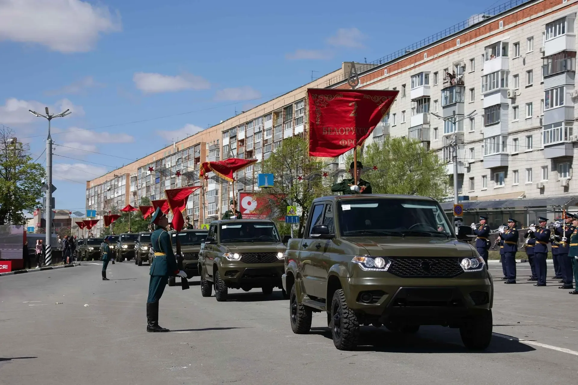 Автомобили УАЗ традиционно приняли участие в Параде, посвященном 81-й годовщине Победы в Великой Оте