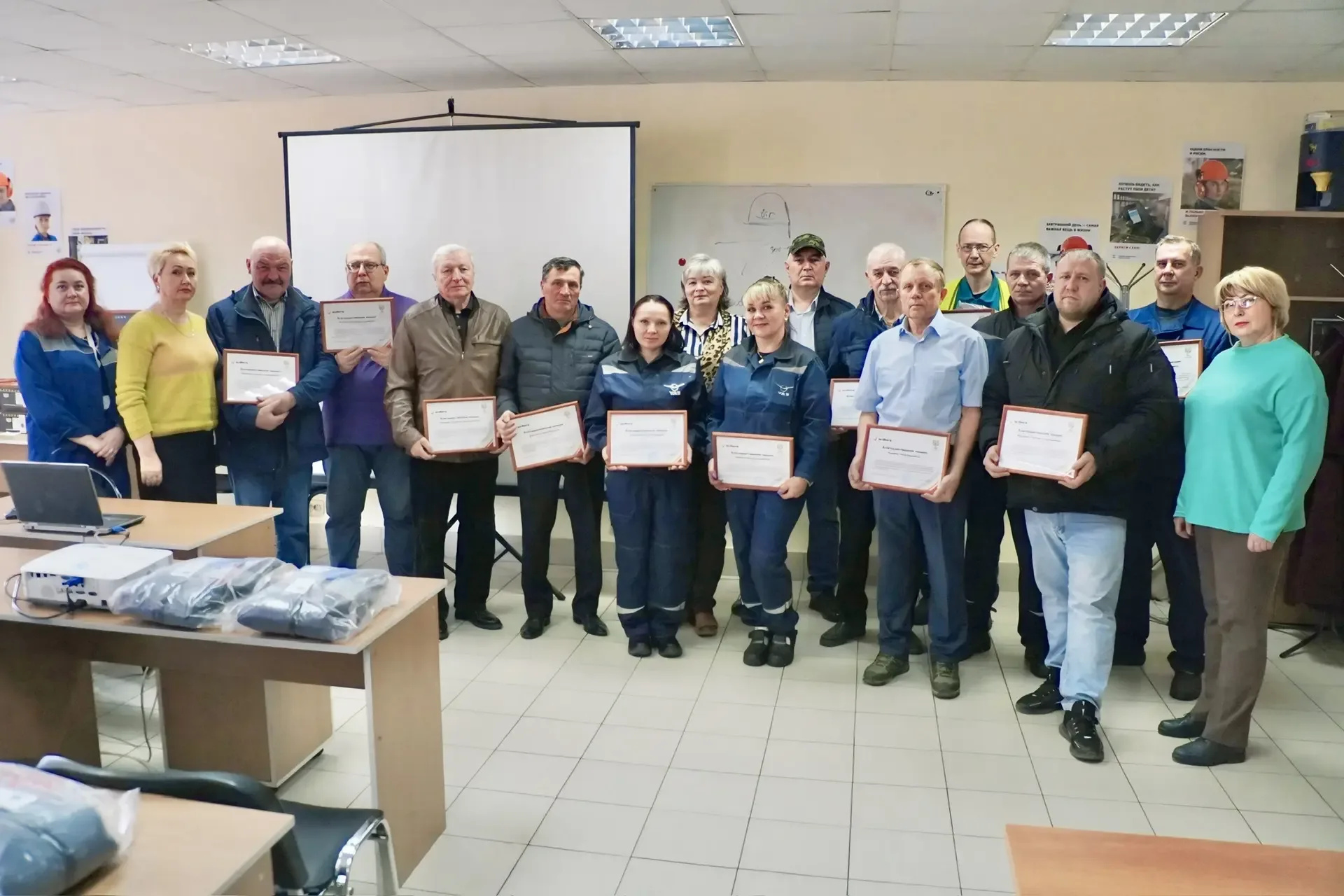 👷‍♀️28 апреля мы отмечаем Всемирный день охраны труда.  Для Ульяновского автомобильного завода безоп