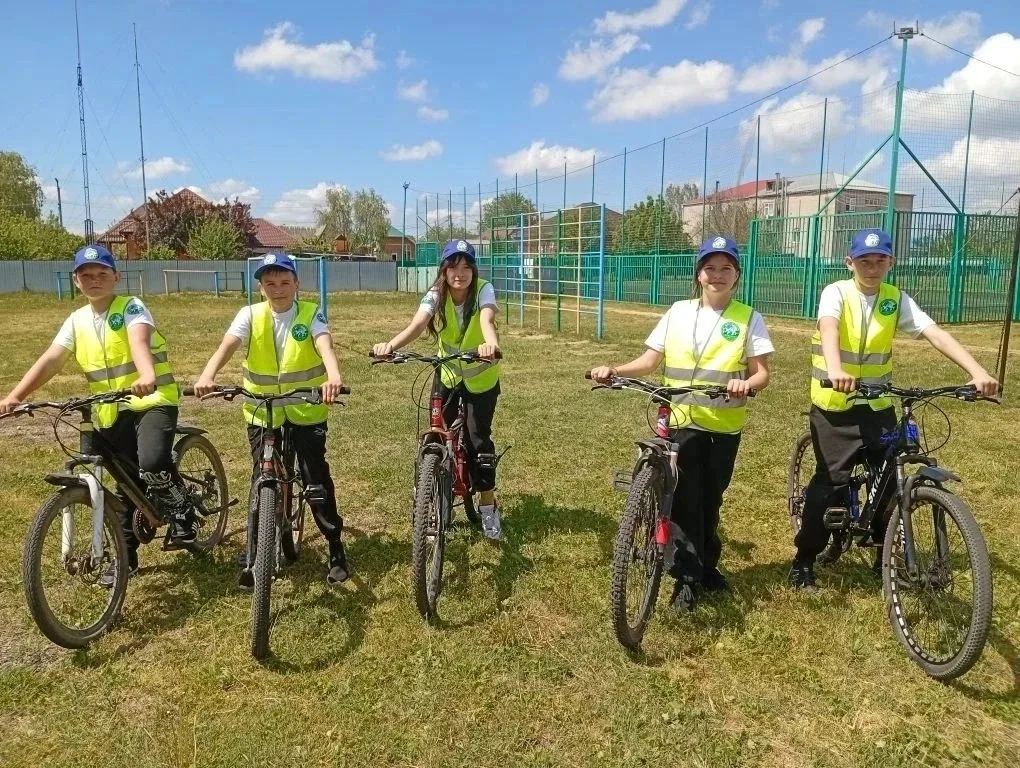 🚴‍♂️ В Калининском районе выбрали лучших юных знатоков ПДД  На базе школы №2 станицы Калининской про