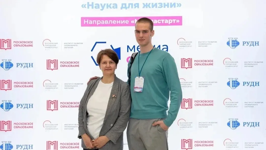 «Живая нить»: школьник из Химок снял документальный фильм о волонтёрах СВО   Шестнадцатилетний Глеб 