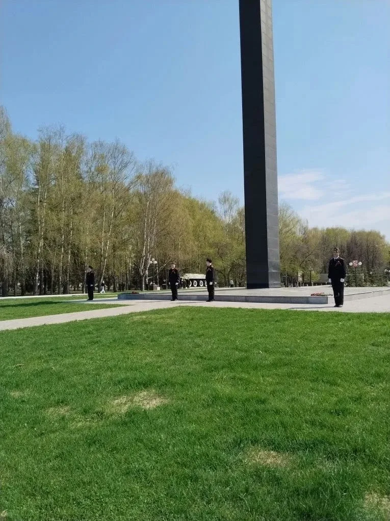 🎖6 мая Вахту Памяти на Посту № 1 приняли кадеты нашей школы.  Пусть мы совсем не знаем той войны, Не