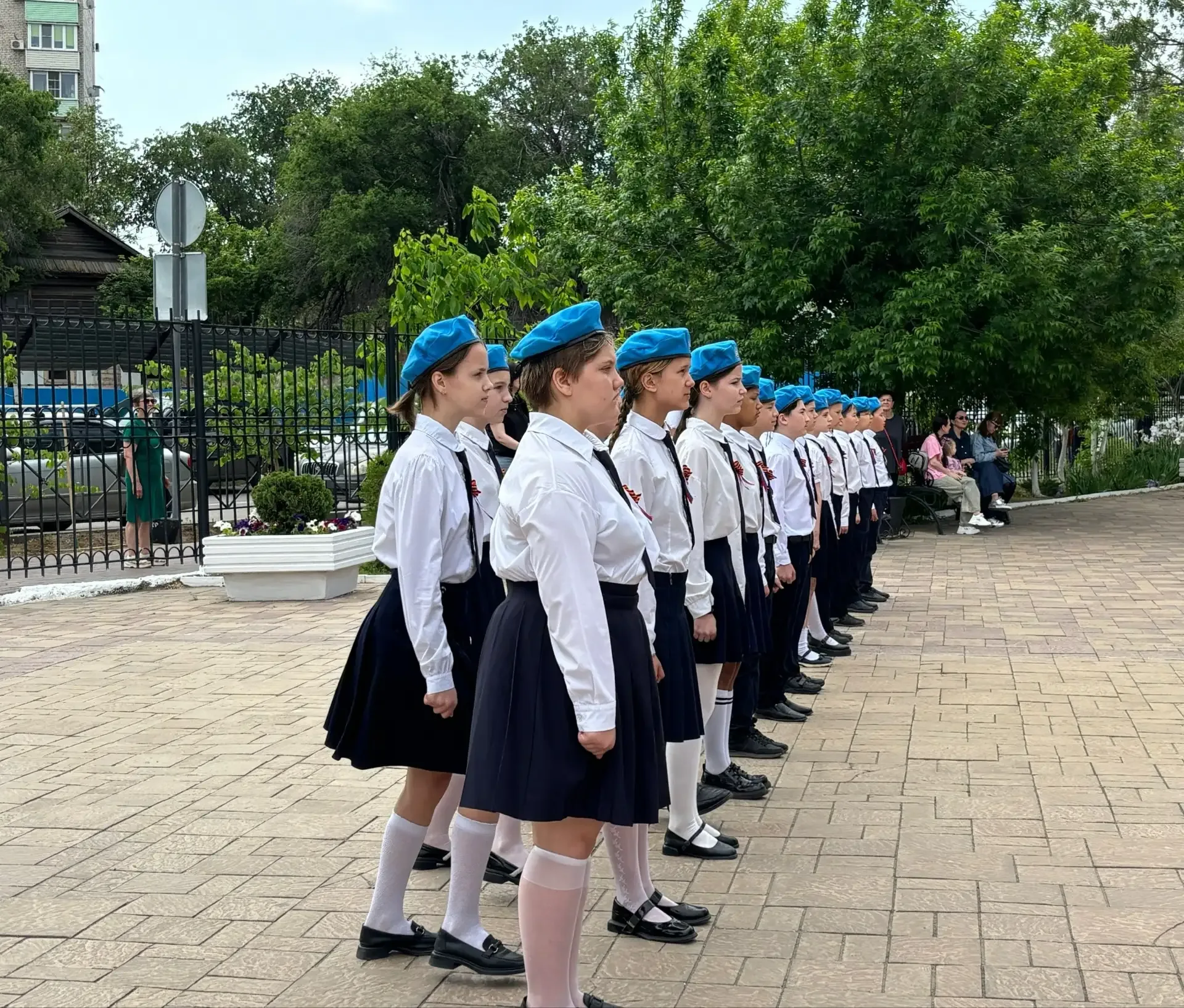 👨‍✈️Вчера  в нашей школе прошёл традиционный смотр строя и песни — яркое и трогательное мероприятие,