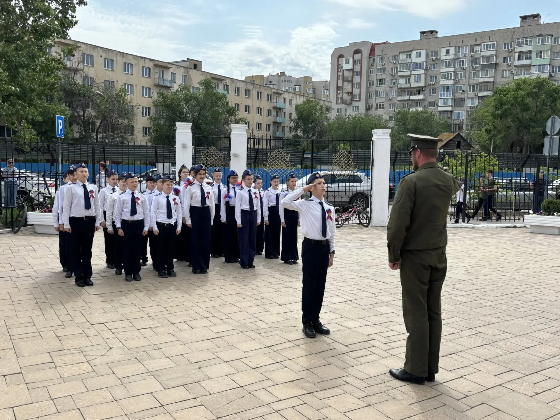 👨‍✈️Вчера  в нашей школе прошёл традиционный смотр строя и песни — яркое и трогательное мероприятие,