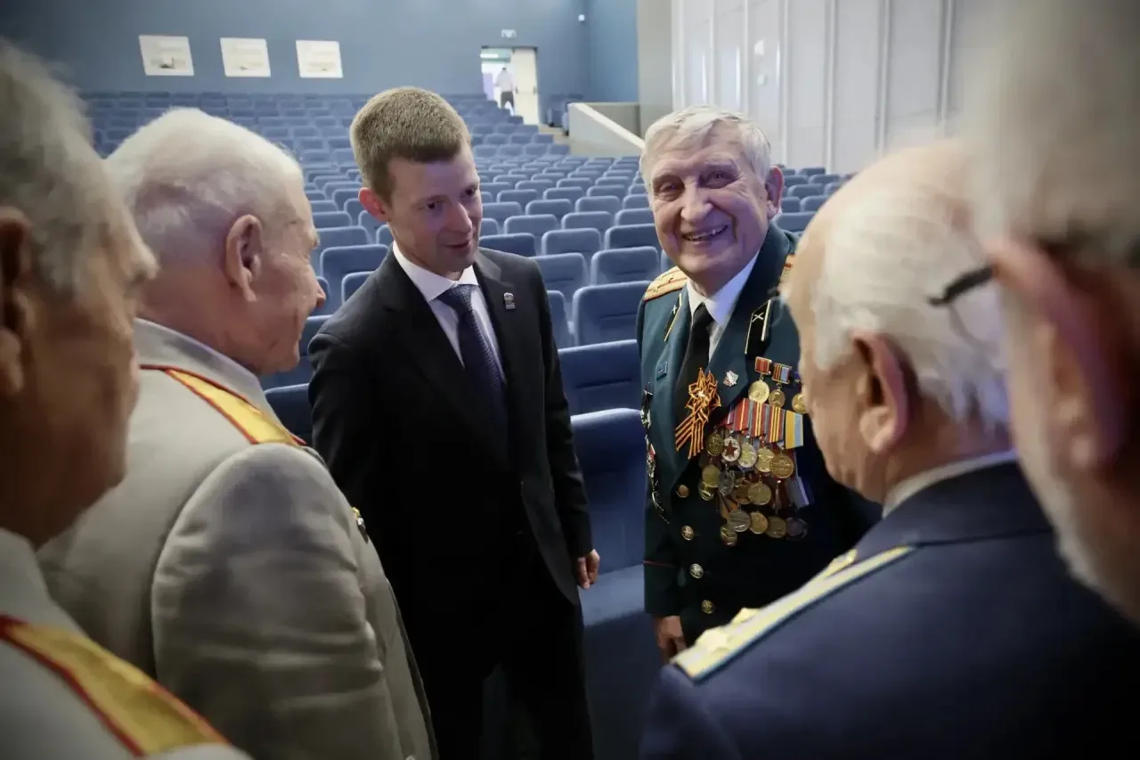 В Балашихе дан старт окружных форумов «Доверие» Единой России  Форум «Доверие» прошёл в культурно-до