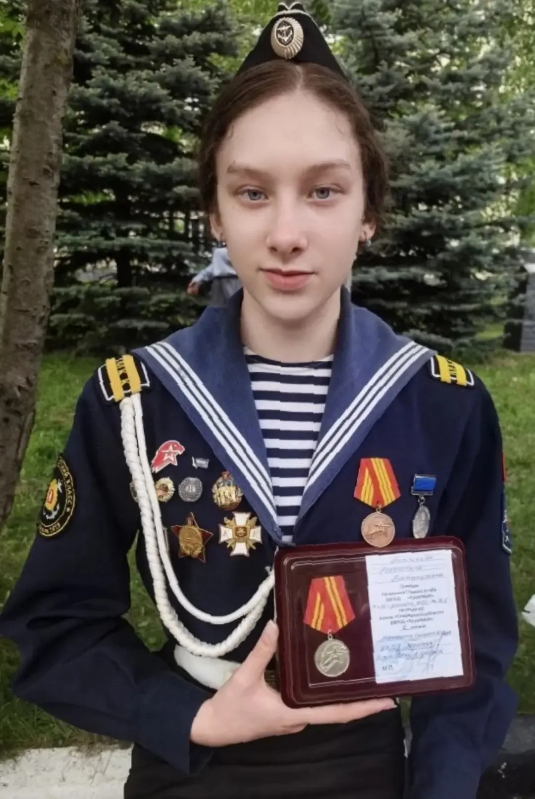 Наша ученица Александра Астахова удостоена знака «Юнармейская доблесть» II степени  В столице прошло