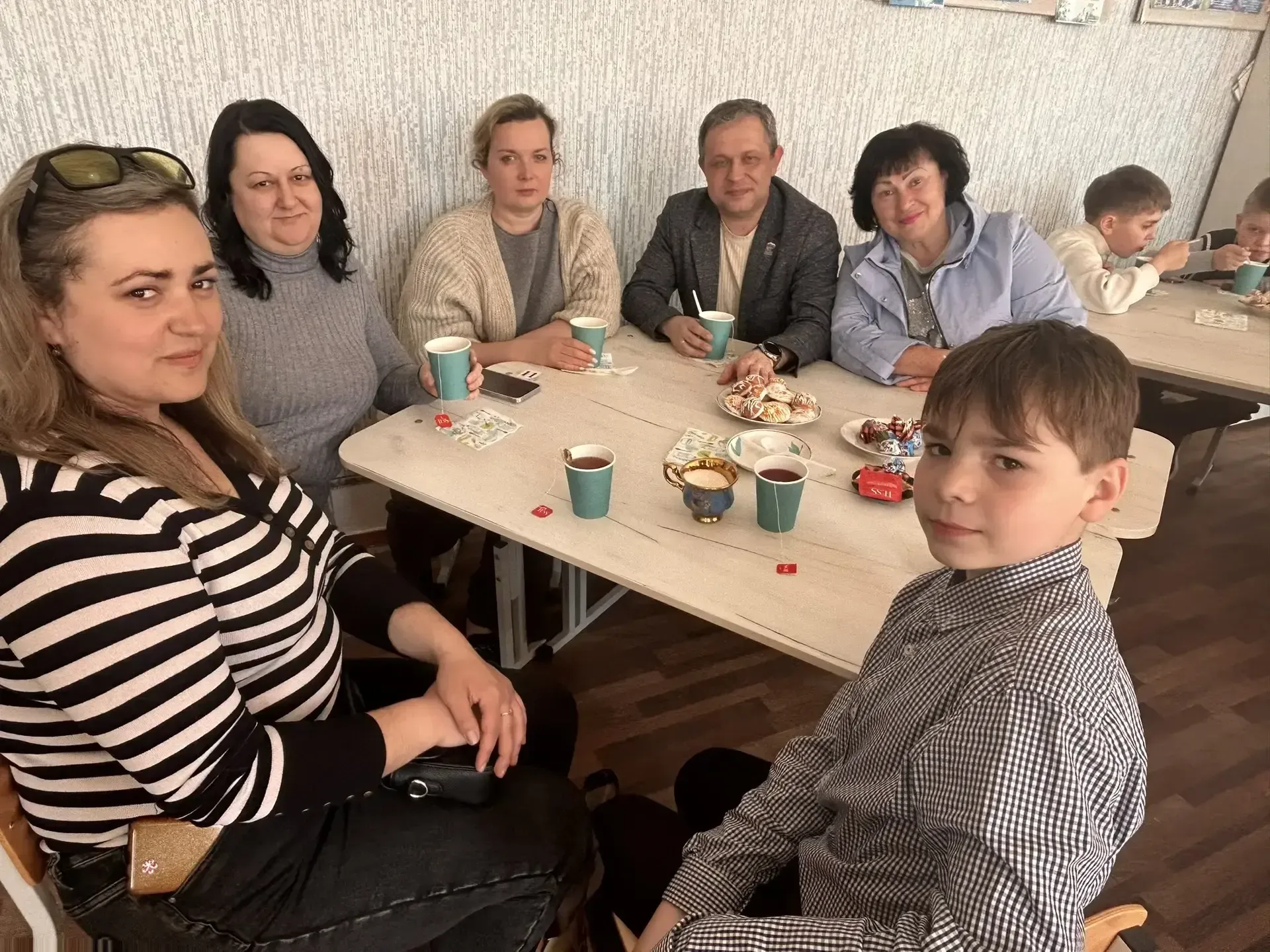🌺30 мая, в преддверии любимого праздника Весны и Труда, семейный клуб "12-А" ГБОУ "СШ № 72 Г.О. МАКЕ