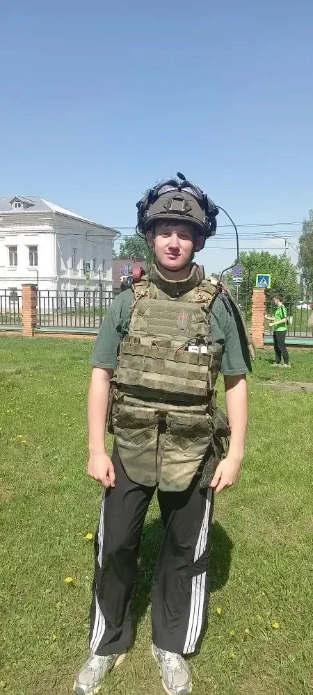 18 и 19 мая ученики 10 А класса отправились на настоящие военные сборы для школьников, которые прошл