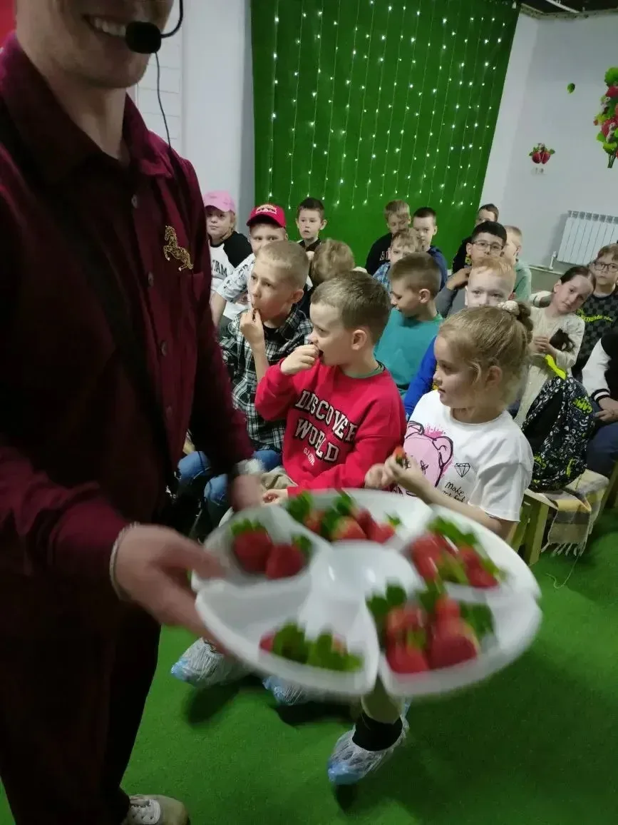 🍓 Клубное приключение младших классов! 🍃  13 и 14 мая наши ученики 2Г, 2В, 2Б, 1Г, 1 А, и 1 В класса