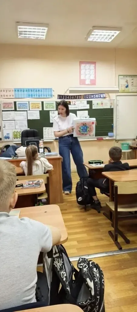 🌱 В рамках модуля «Успех» и Недели будущего во 2 Б и 1 А классе прошёл экологический квест «Берегите