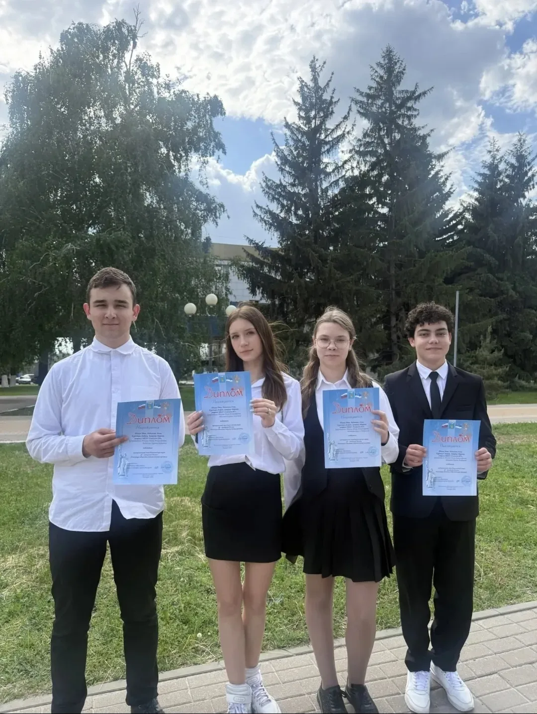 🏆С большой радостью сообщаем о победе команды волонтёров гимназии в конкурсе "Я гражданин России"!  