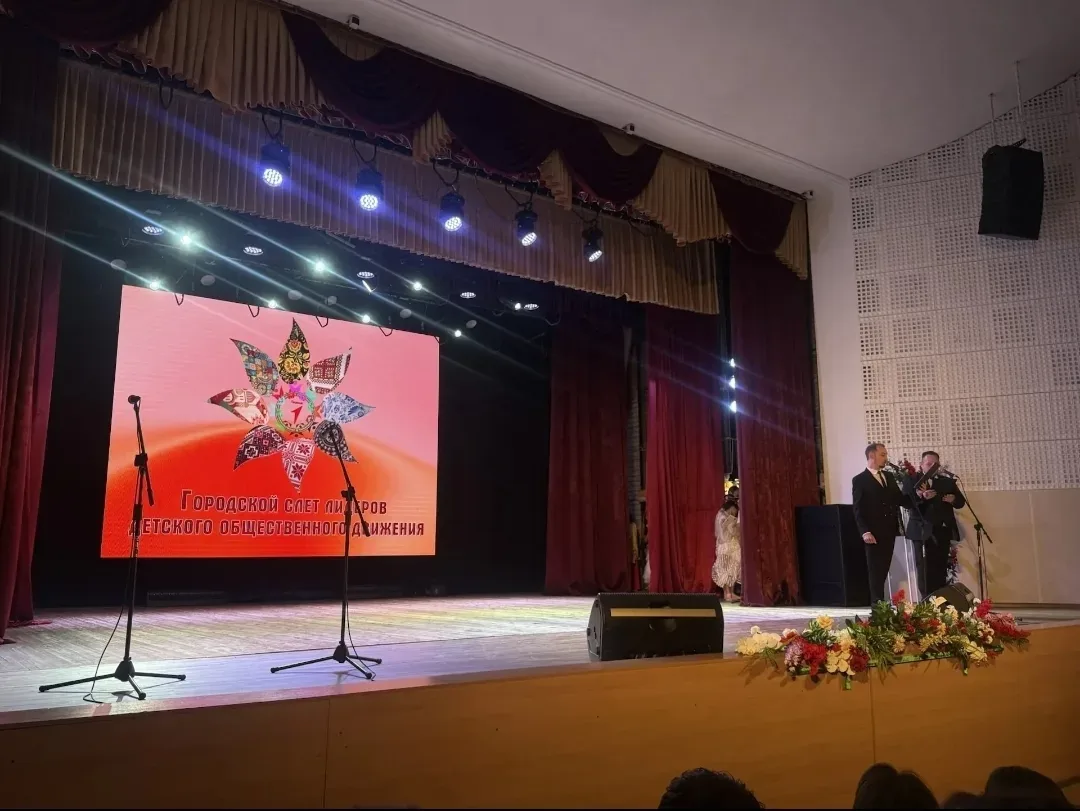 🏆С большой радостью сообщаем о победе команды волонтёров гимназии в конкурсе "Я гражданин России"!  